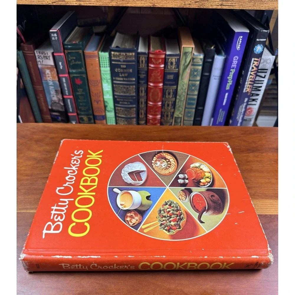 Vintage Betty Crocker's Hardcover Cookbook 1969 First Edition First Printing